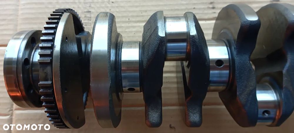 BMW E46 E 46 3 3.0 D M57 wał korbowy silnika - 2