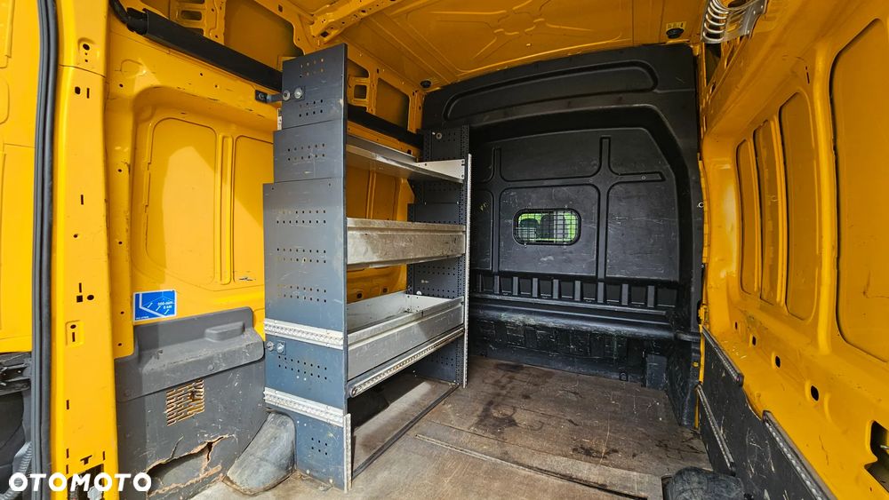 Ford Transit - 33