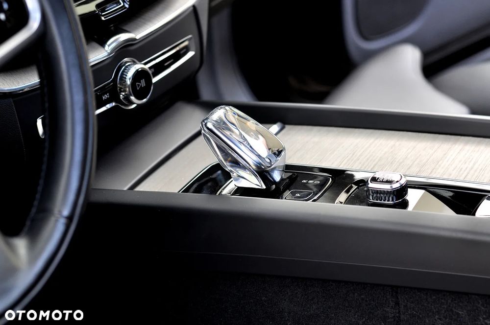 Volvo XC 60 B5 D AWD Geartronic Inscription - 33