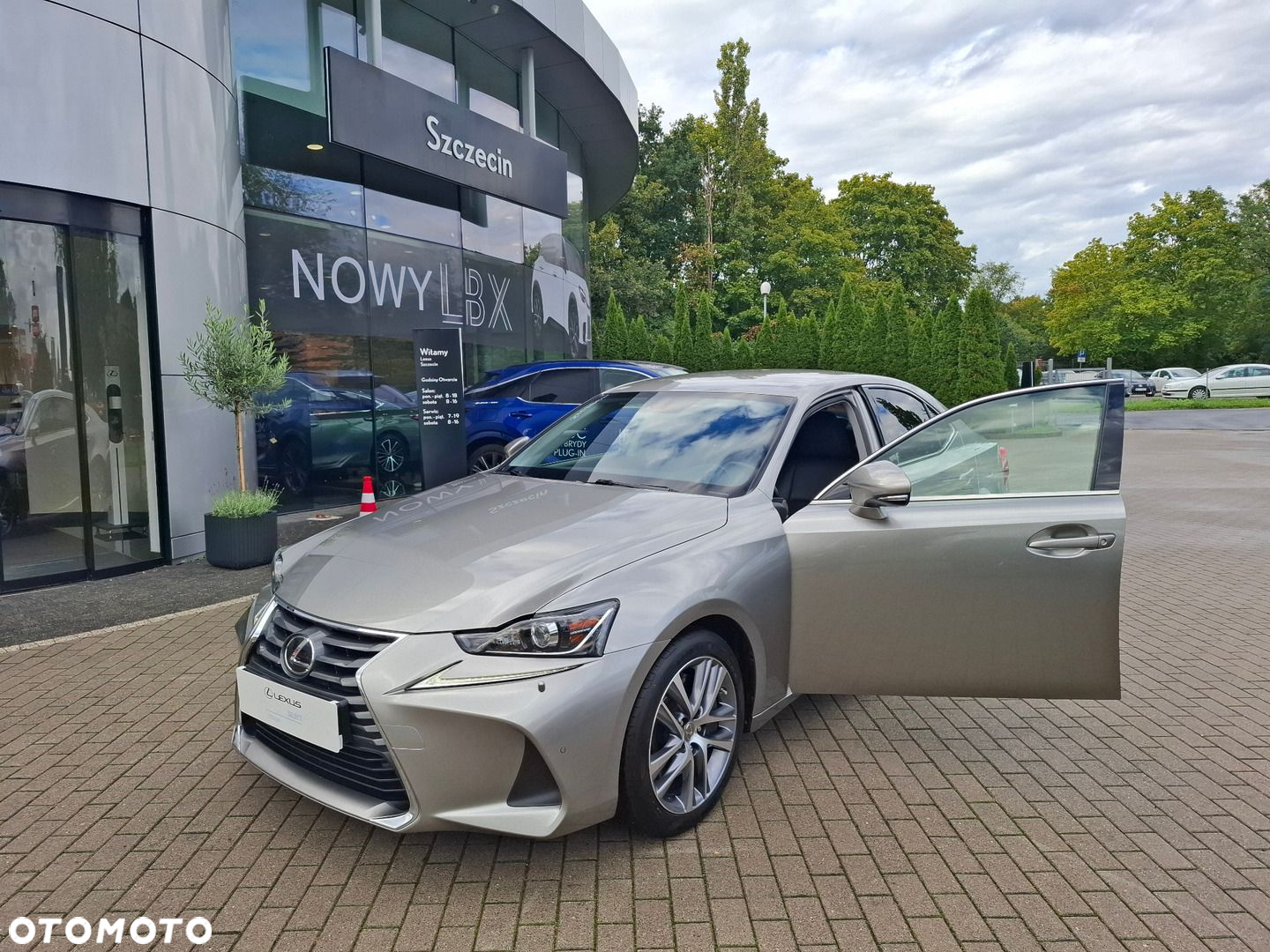 Lexus IS 200t Elegance - 9