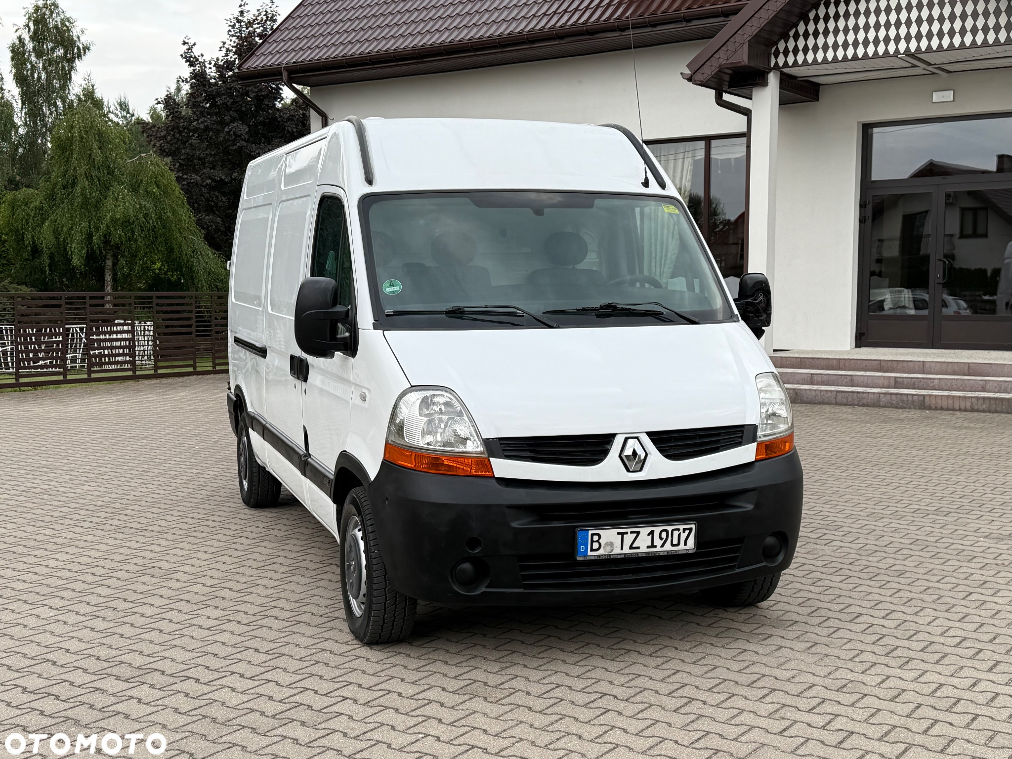 Renault MASTER 2.5 - 10