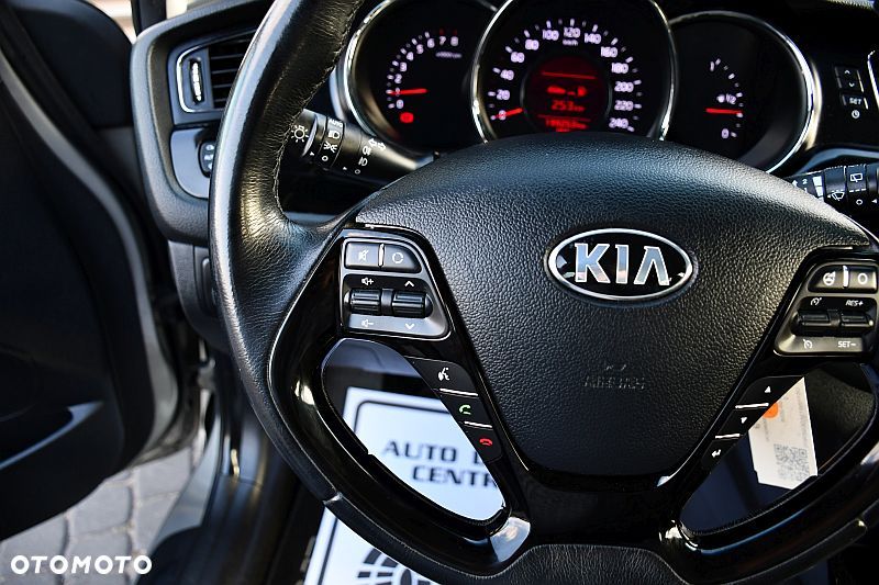 Kia Ceed 1.6 GDI Platinum Edition - 17