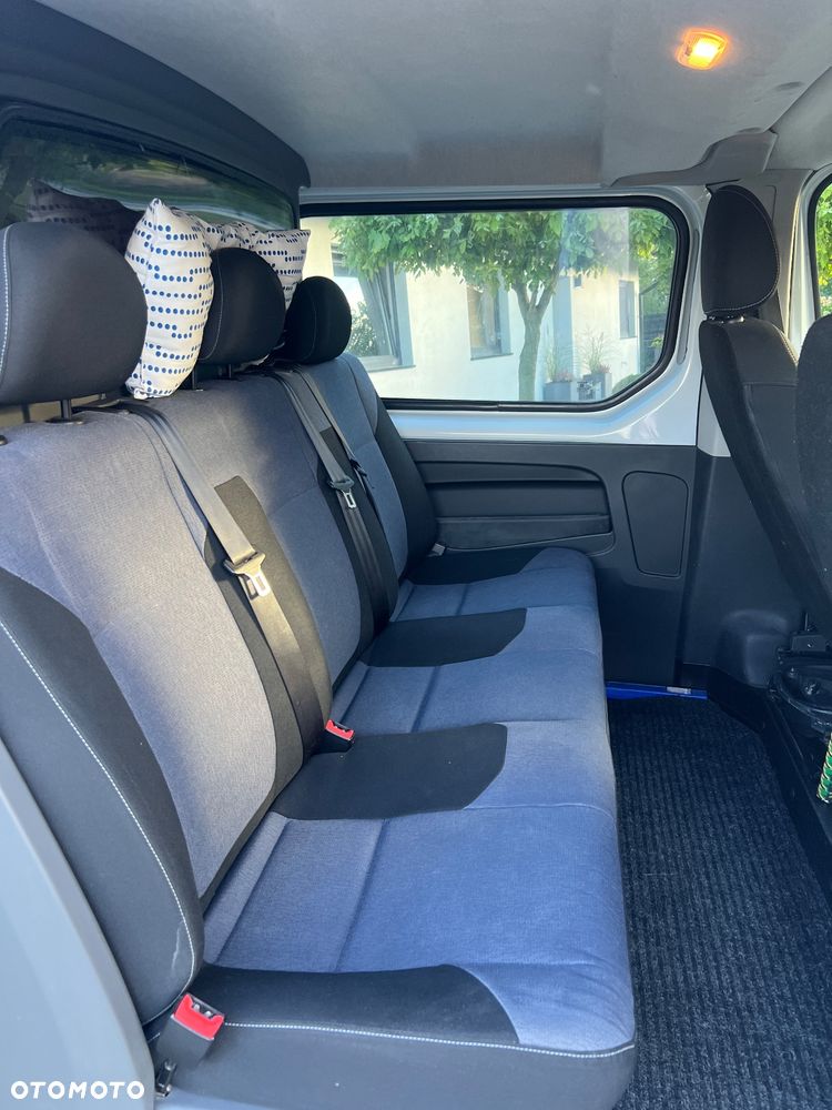 Opel Vivaro - 9