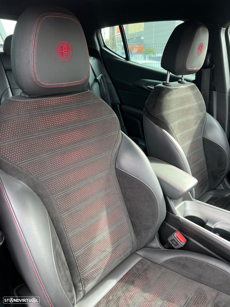 Alfa Romeo Tonale 1.5 Hybrid Veloce - 8