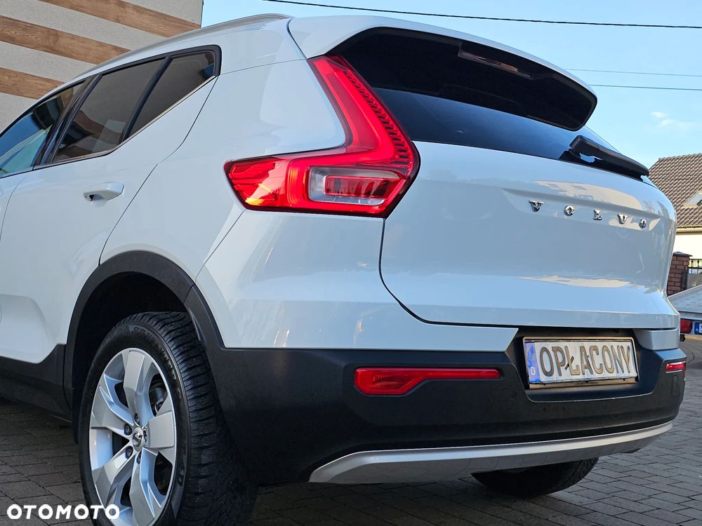 Volvo XC 40 D3 SCR Momentum - 12