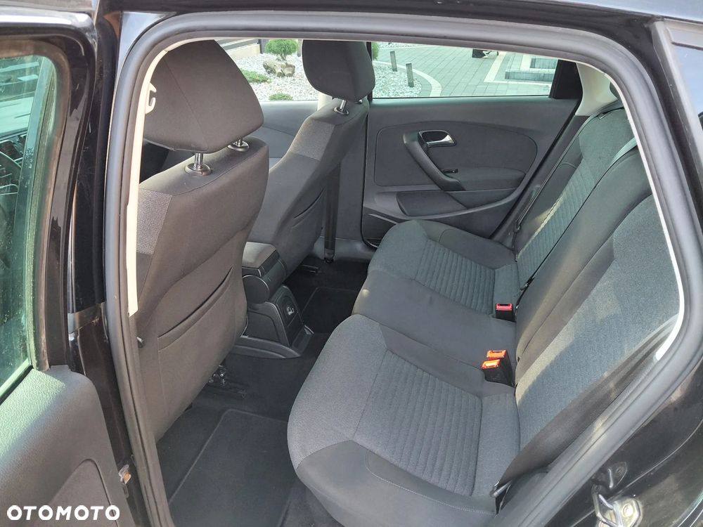 Volkswagen Polo 1.2 12V Comfortline - 12