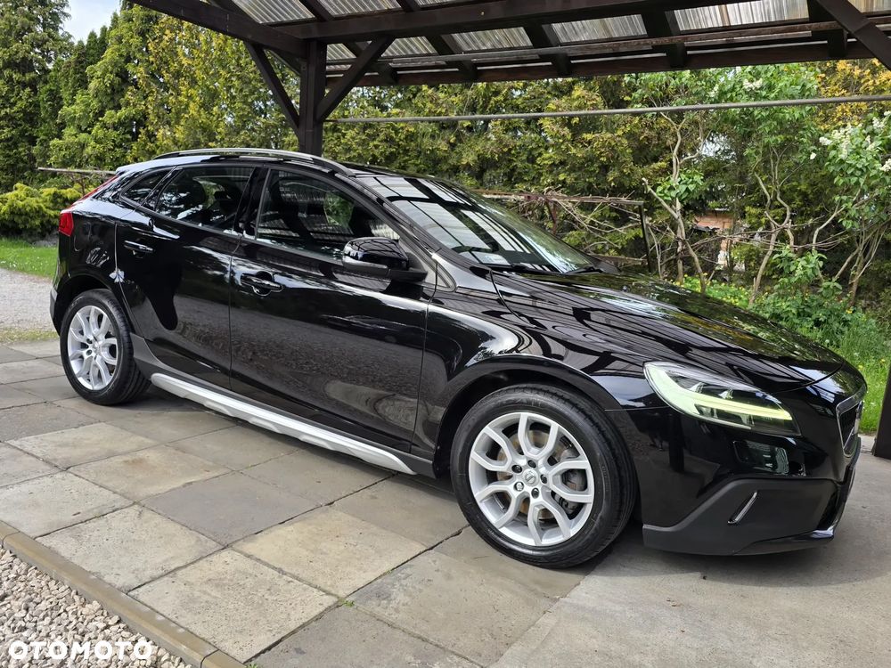 Volvo V40 D2 Momentum - 1