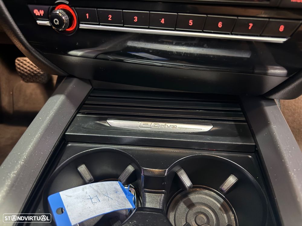 BMW X5 40e xDrive Pack M - 38