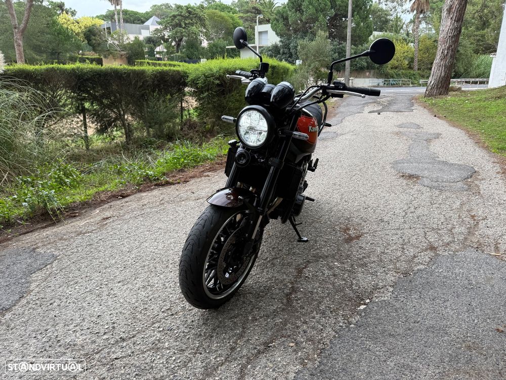 Kawasaki Z 900 RS - 3