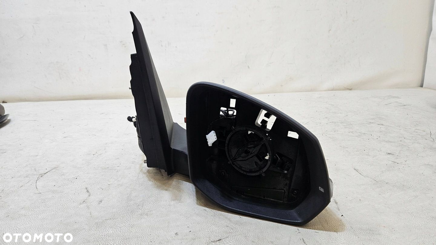 LUSTERKO VW VOLKSWAGEN T7 7T0 PRAWE 7T0857502G 72PIN - 2
