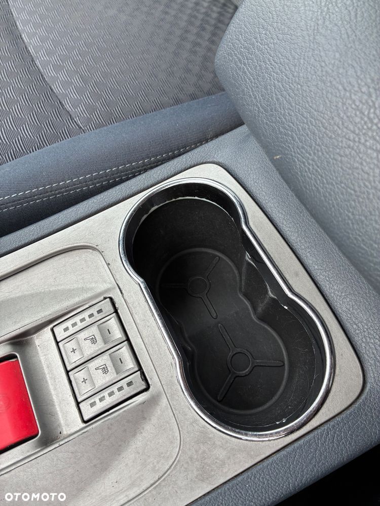 Ford Galaxy 2.0 TDCi Ghia - 10