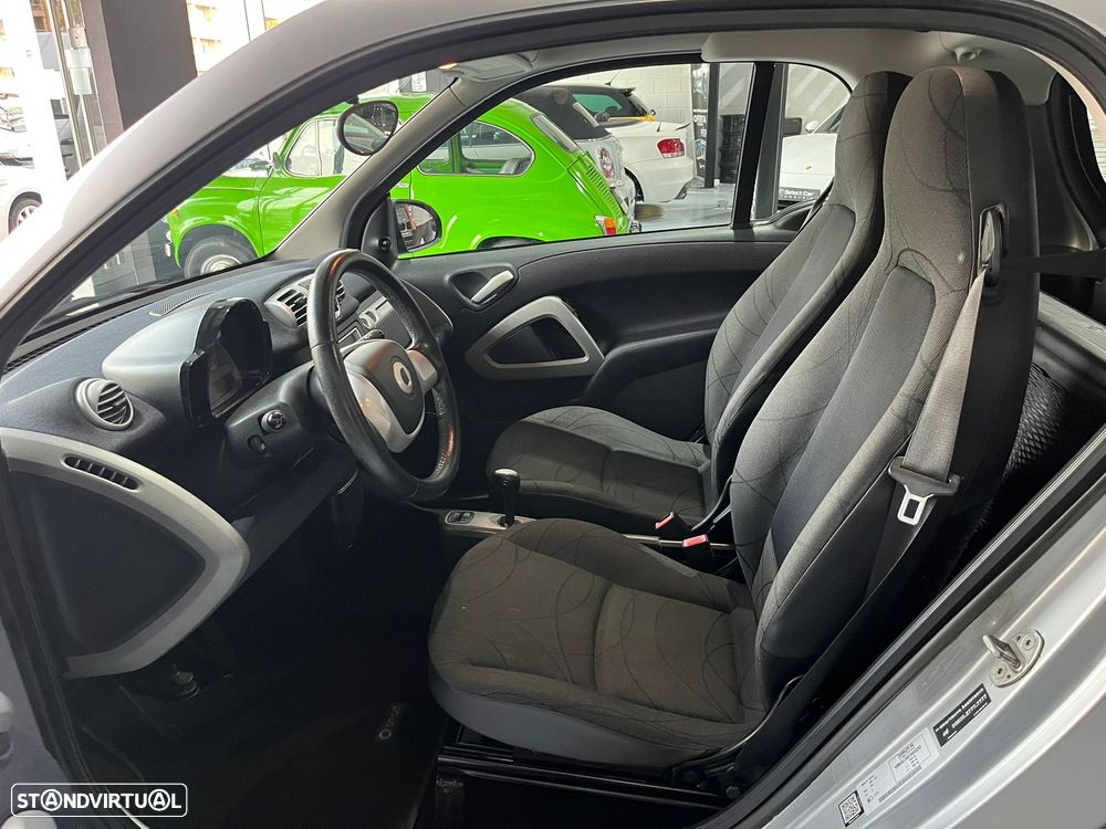 Smart ForTwo Coupé 1.0 mhd Passion 71 Softouch - 9
