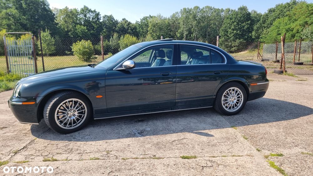 Jaguar S-Type - 11