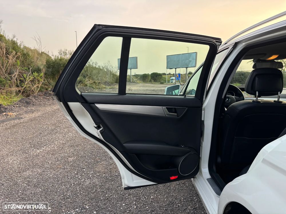 Mercedes-Benz C 180 CDi Avantgarde BlueEfficiency - 31