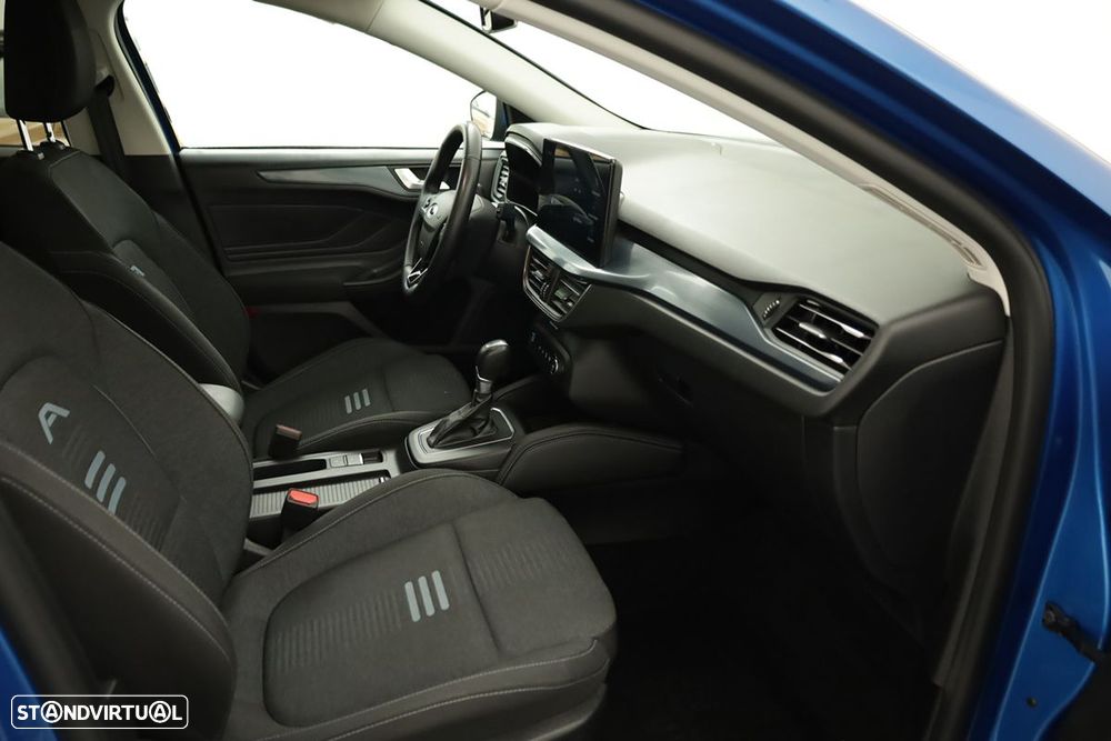 Ford Focus SW - 21