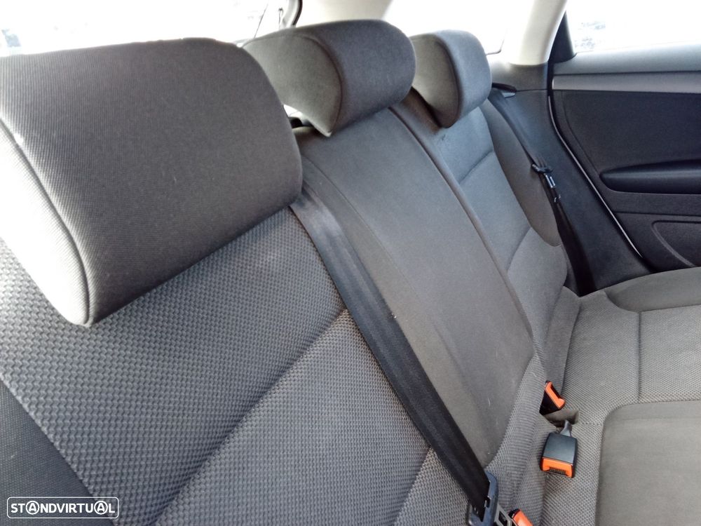 Audi A3 Sportback 1.6 TDI Advance - 24