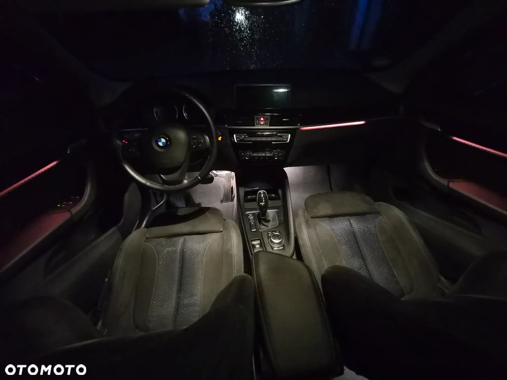 BMW X1 sDrive18d Advantage sport - 22