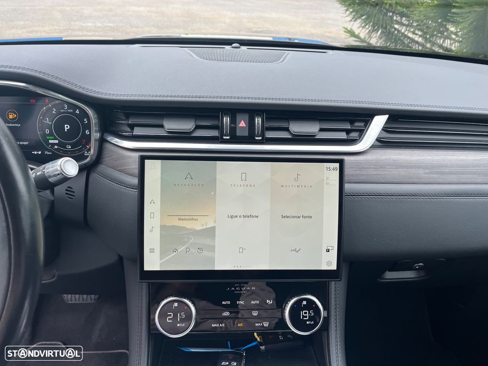 Jaguar F-Pace 2.0 P400e AWD - 38