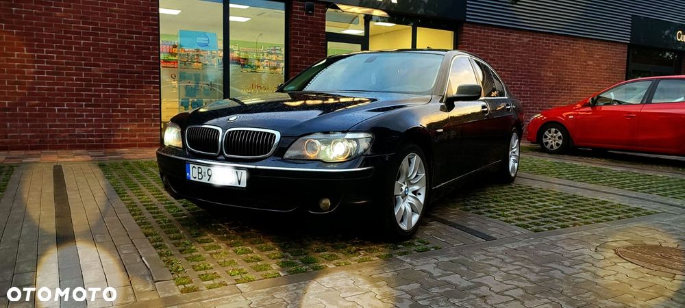 BMW Seria 7 750i - 15