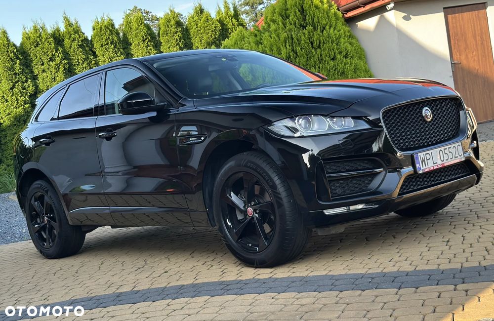 Jaguar F-Pace 20d R-Sport - 33