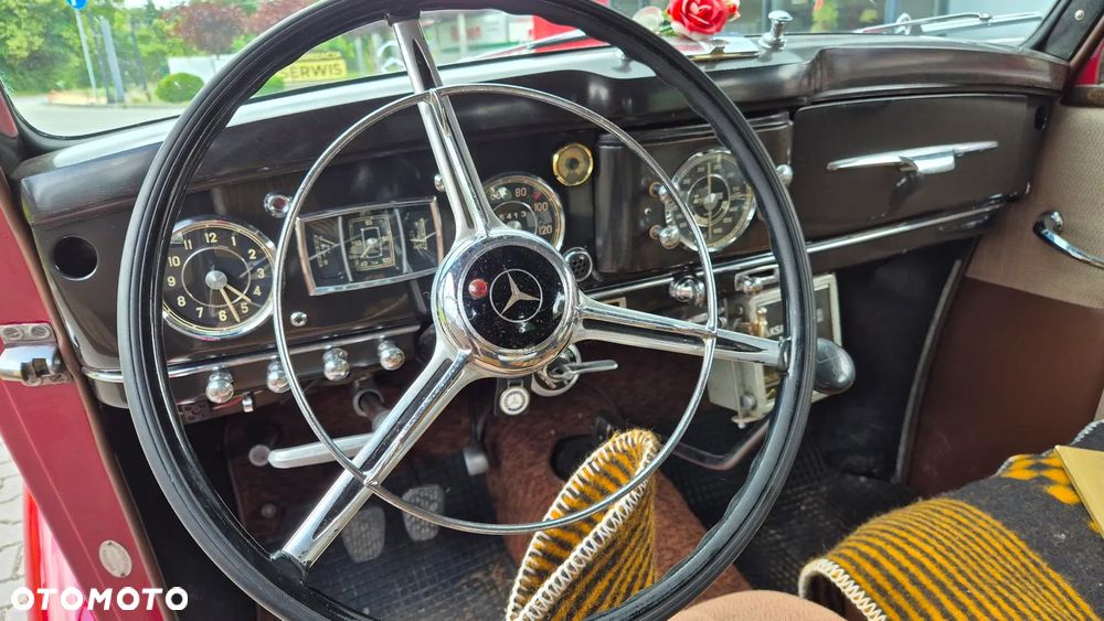 Mercedes-Benz Inny - 21