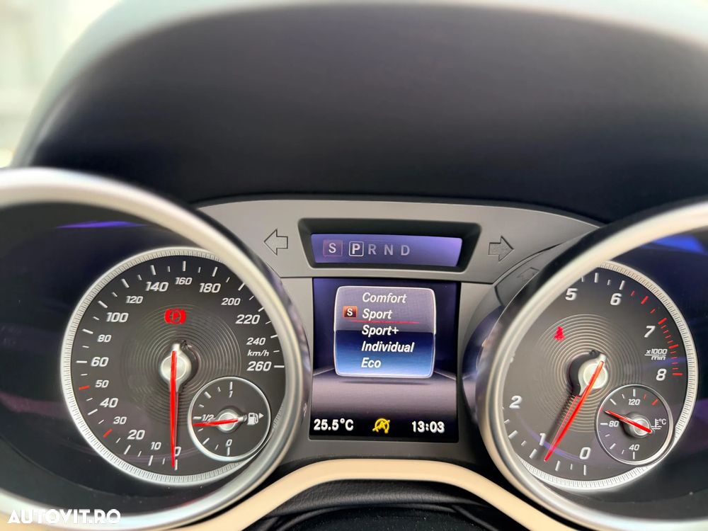 Mercedes-Benz SLC - 23