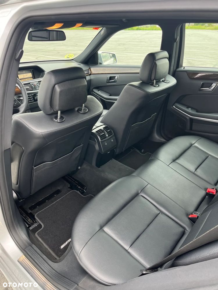 Mercedes-Benz Klasa E 220 CDI BlueEff Avantgarde - 13