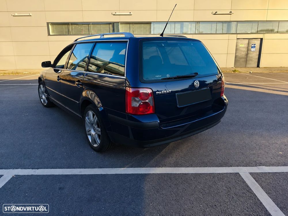 VW Passat Variant 1.9 TDi Highline - 2
