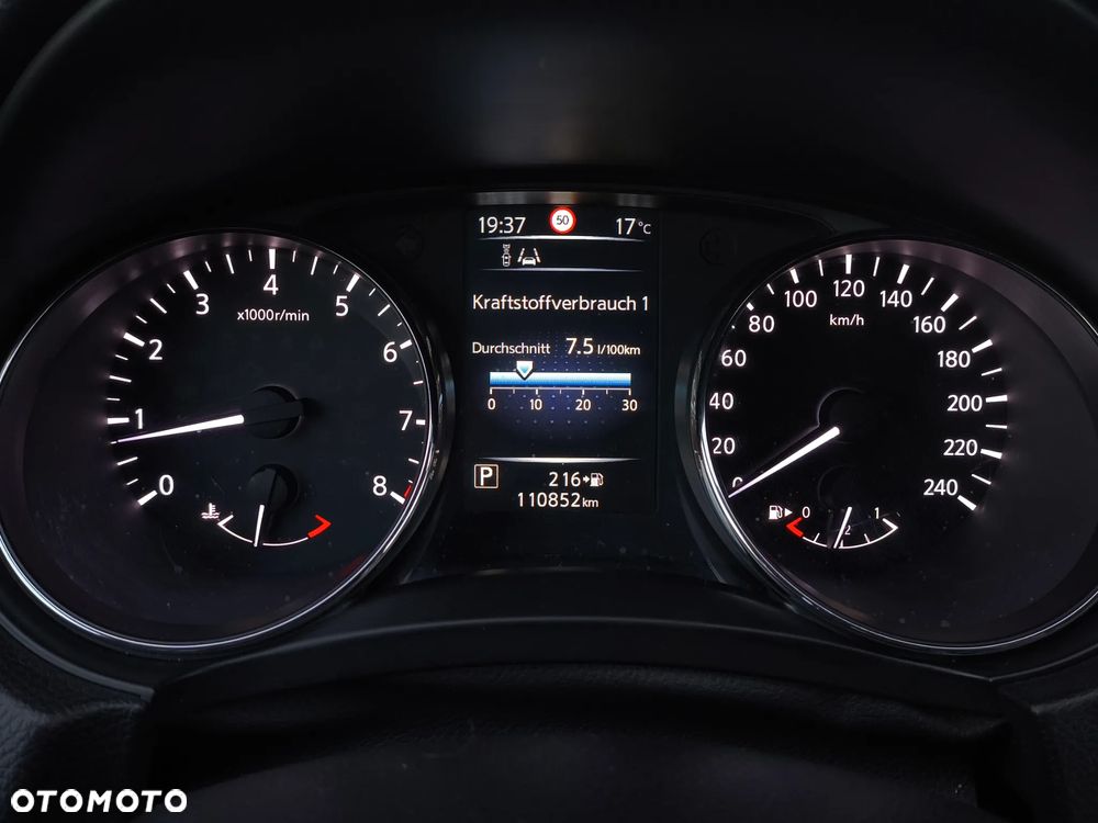 Nissan Qashqai 1.2 DIG-T Xtronic TEKNA+ - 27