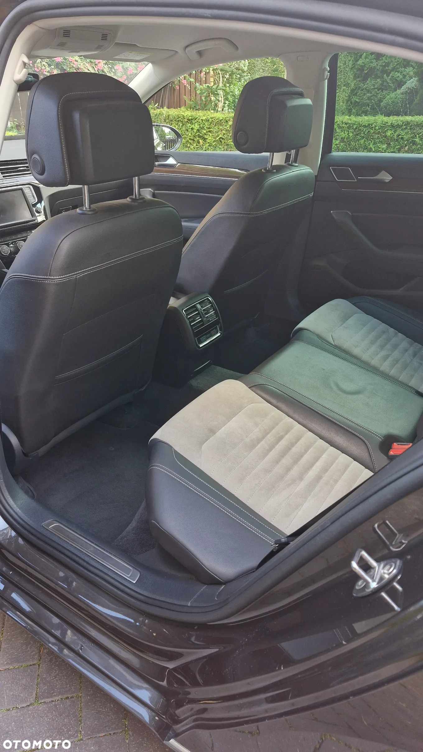 Volkswagen Passat 2.0 TDI BMT Highline DSG - 11