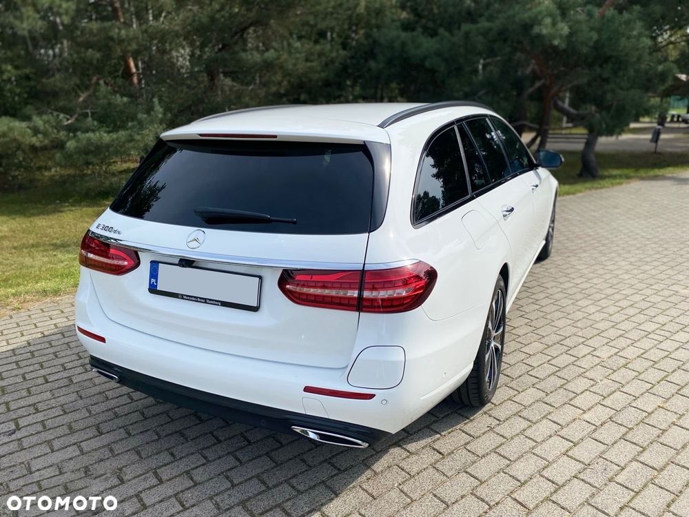 Mercedes-Benz Klasa E 300 de 9G-TRONIC Night Edition - 2