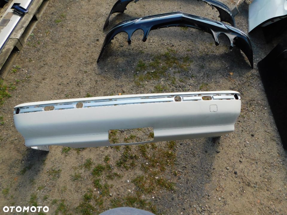 BMW E39 zderzak nr B0285 WYSYŁKA - 1