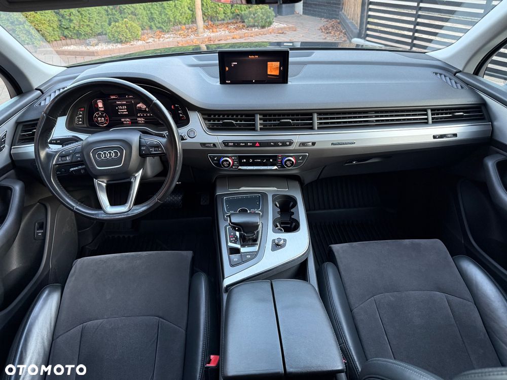 Audi Q7 - 12