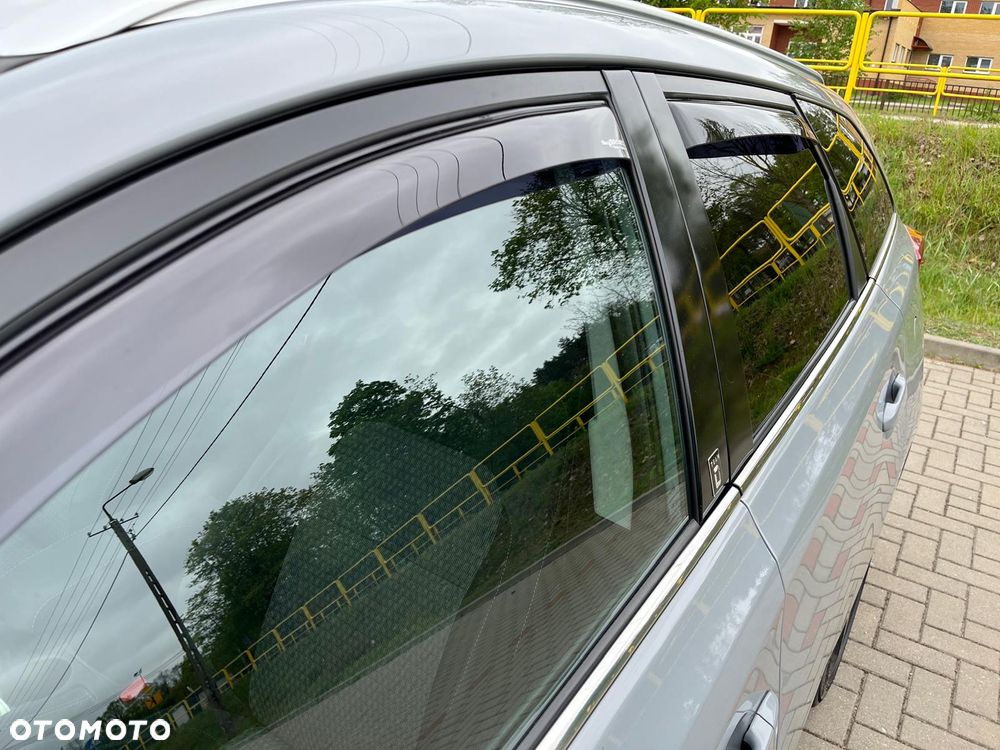 Toyota Auris 1.8 VVT-i Automatik Team Deutschland - 14