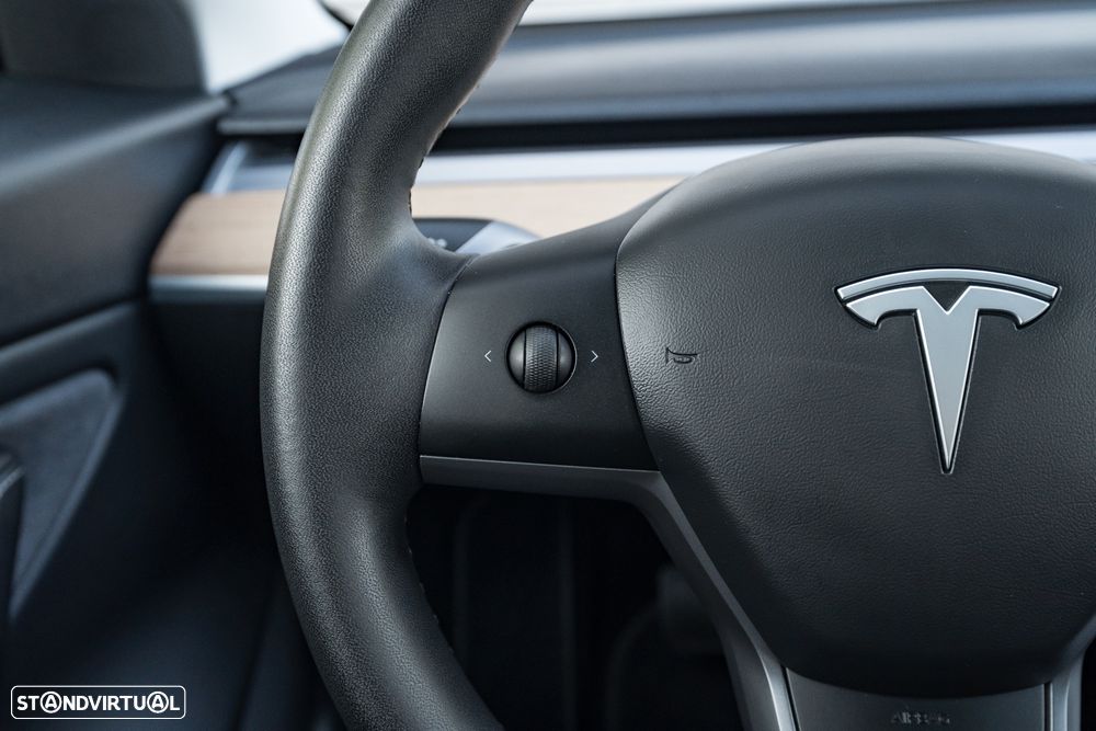 Tesla Model 3 AWD Dual Motor Performance - 33
