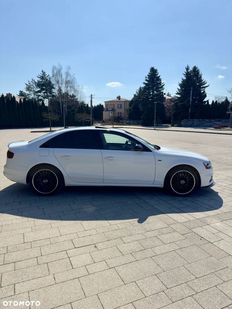 Audi A4 Limousine - 4