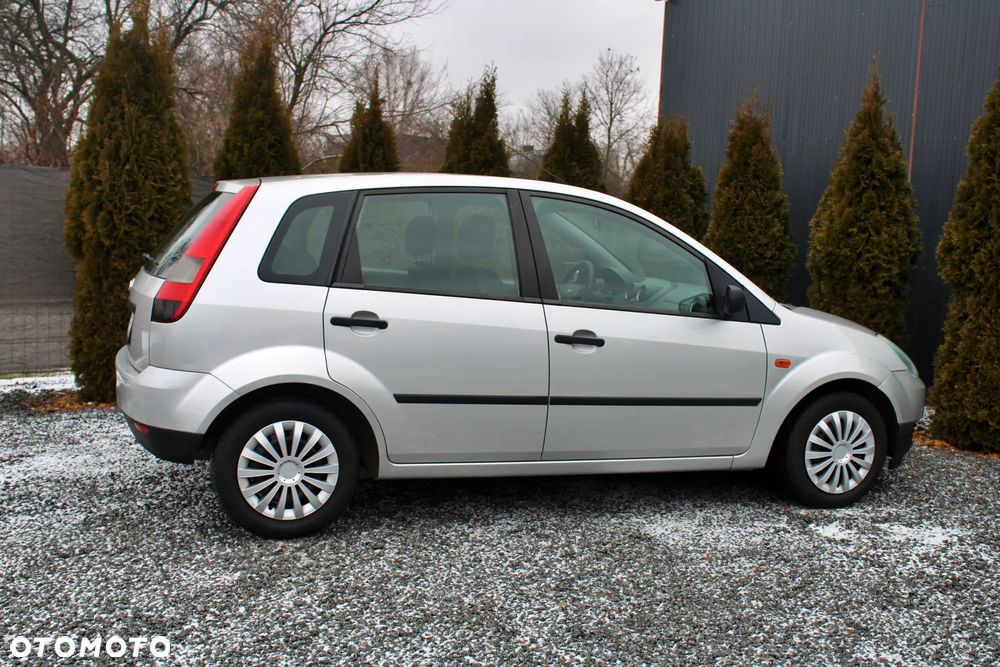 Ford Fiesta 1.3 Style - 16