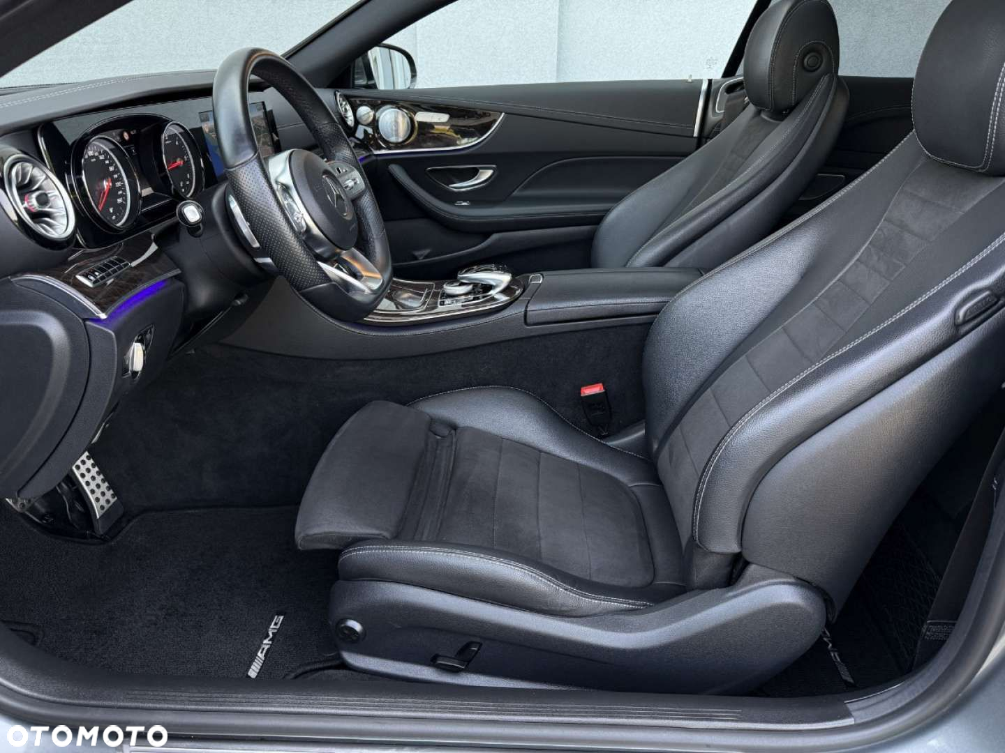Mercedes-Benz Klasa E 220 d Coupe 9G-TRONIC AMG Line - 18