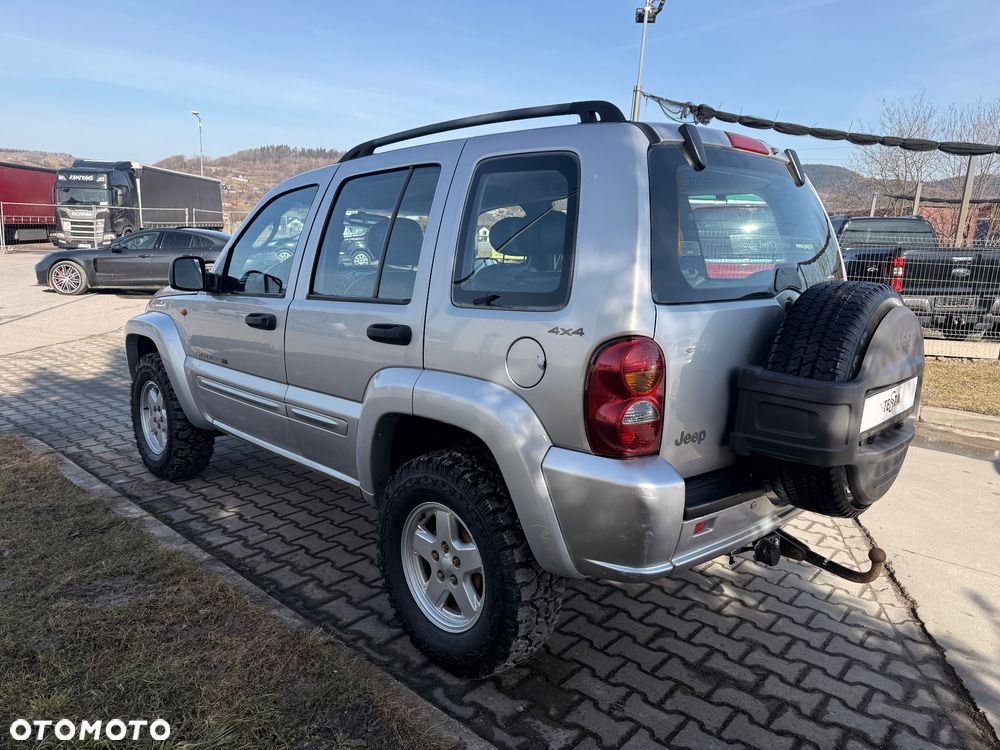 Jeep Cherokee 3.7L Limited - 4