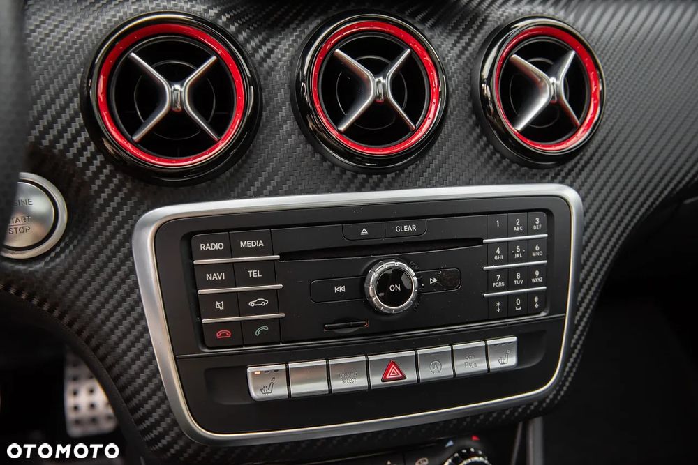 Mercedes-Benz Klasa A 250 4-Matic AMG Line - 25