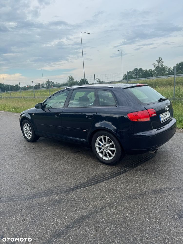 Audi A3 Sportback 2.0 FSI Ambition - 5