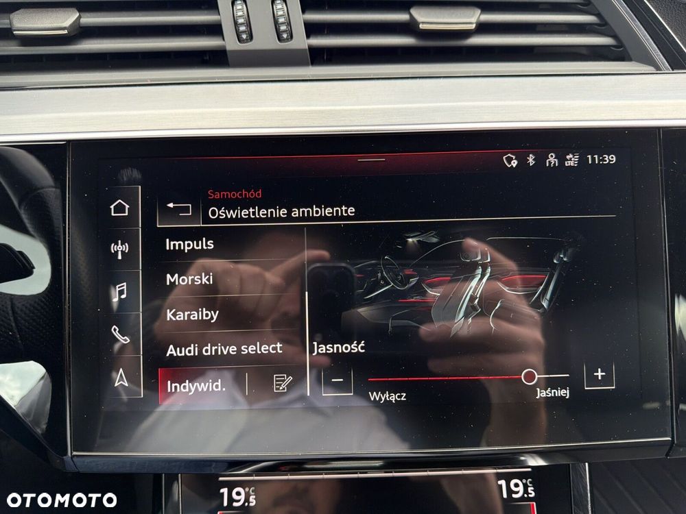 Audi e-tron - 34