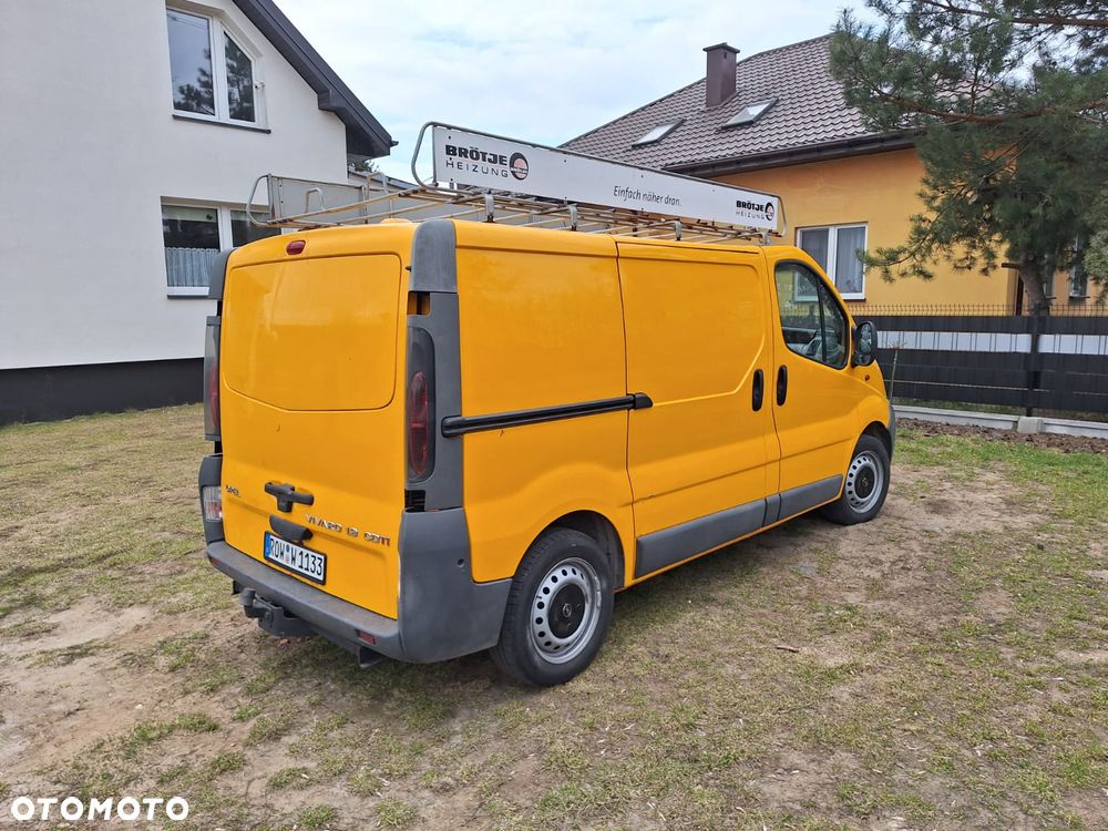 Opel VIVARO - 2