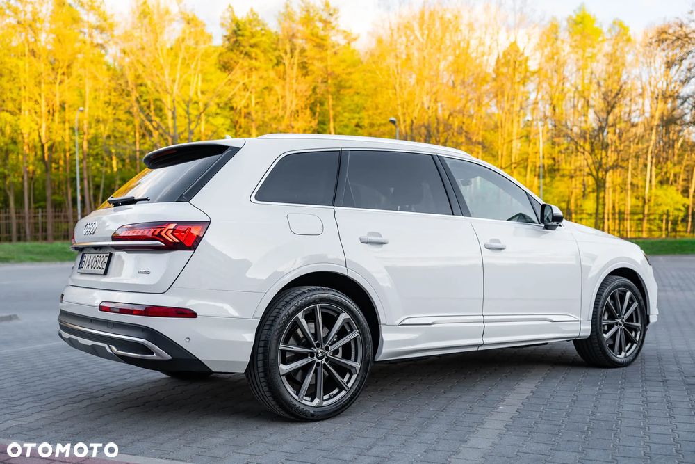 Audi Q7 - 8