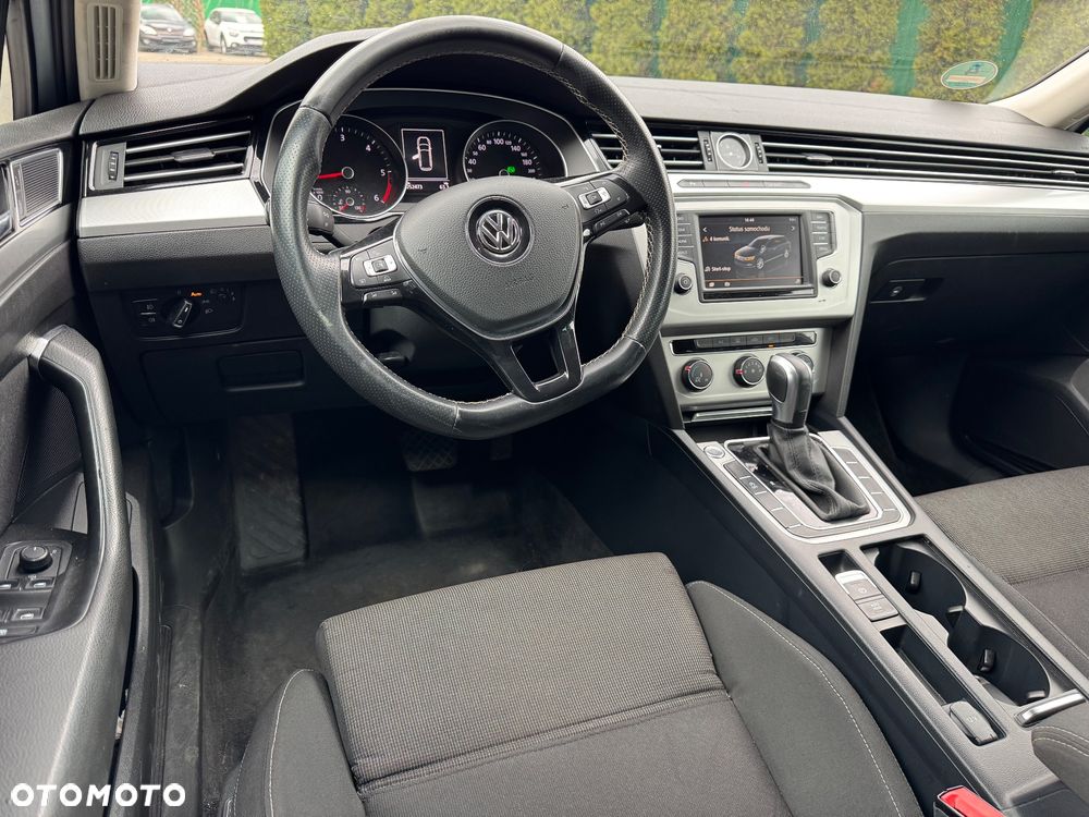 Volkswagen Passat Variant - 15