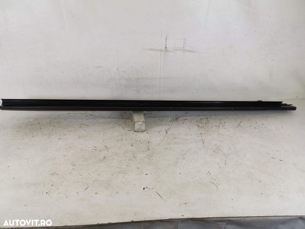 Ornament Prag Dreapta Din Fibra Carbon Bentley Bentayga 1 facelift 202 - 2