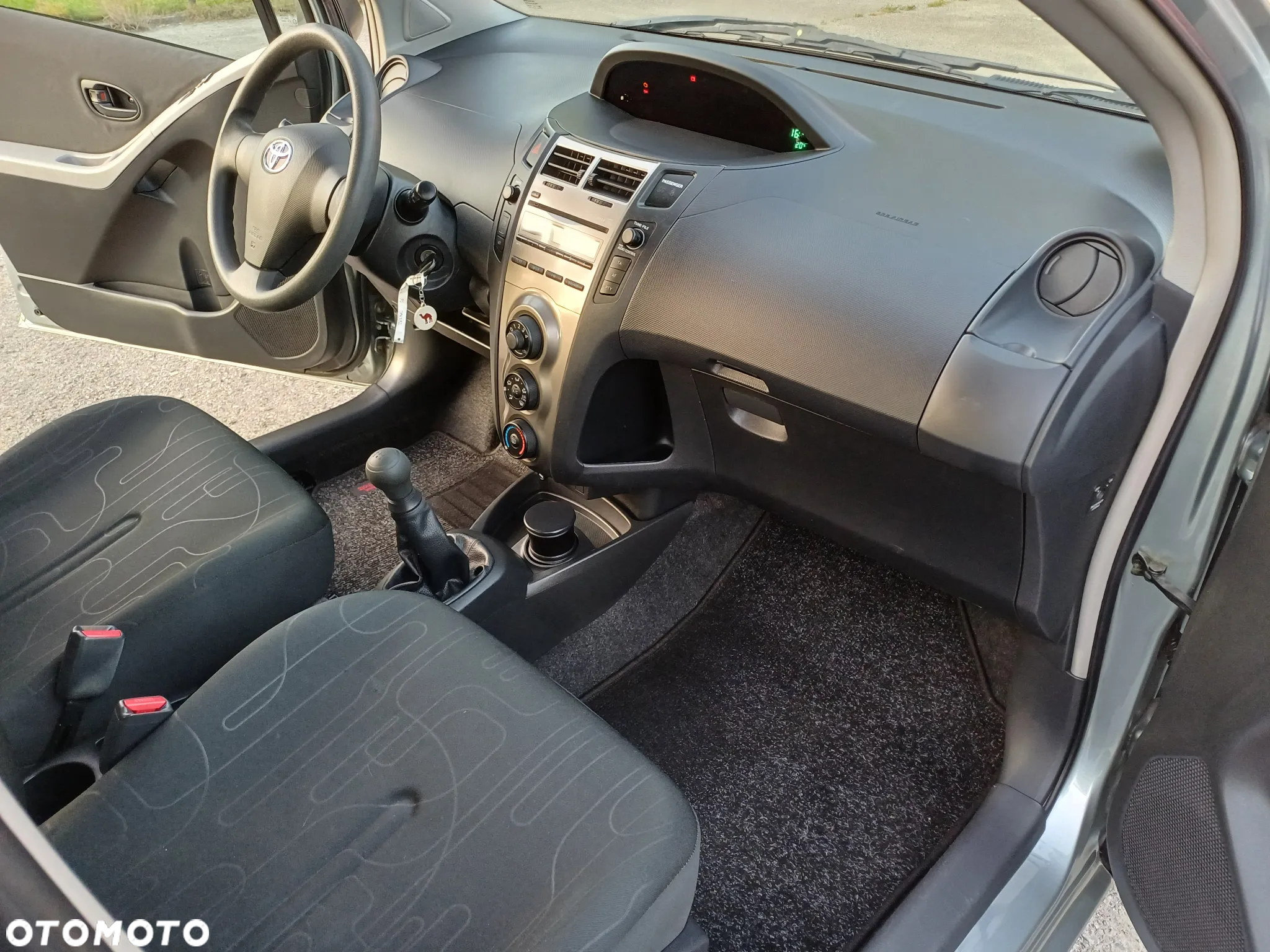 Toyota Yaris 1.0 VVT-i - 13