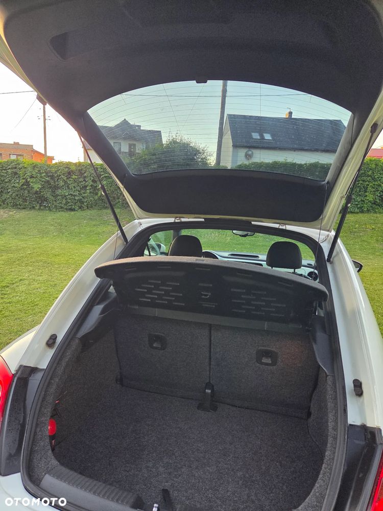 Volkswagen Beetle 1.6 TDI - 14