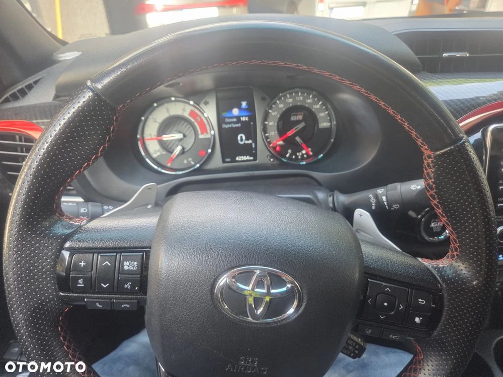Toyota Hilux Gr - 7