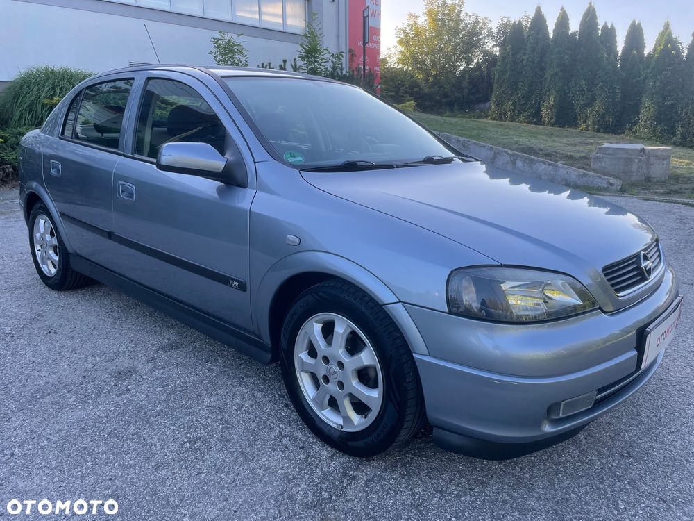 Opel Astra 1.6 Elegance - 27